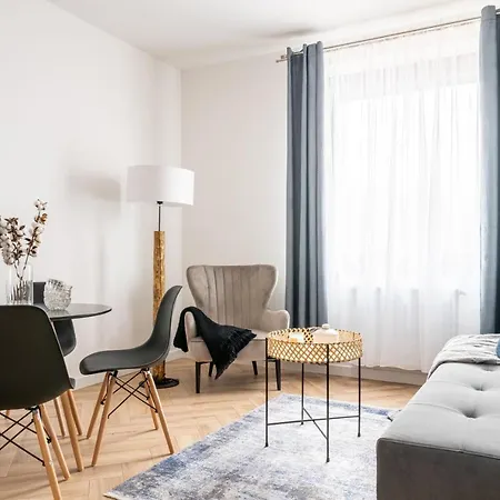 Lägenhet Modom Szymony 15 B Aparteo *