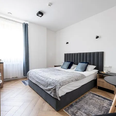 Modom Szymony 15 B Aparteo Apartment *